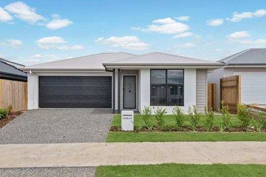 5 Varis Street, Morayfield