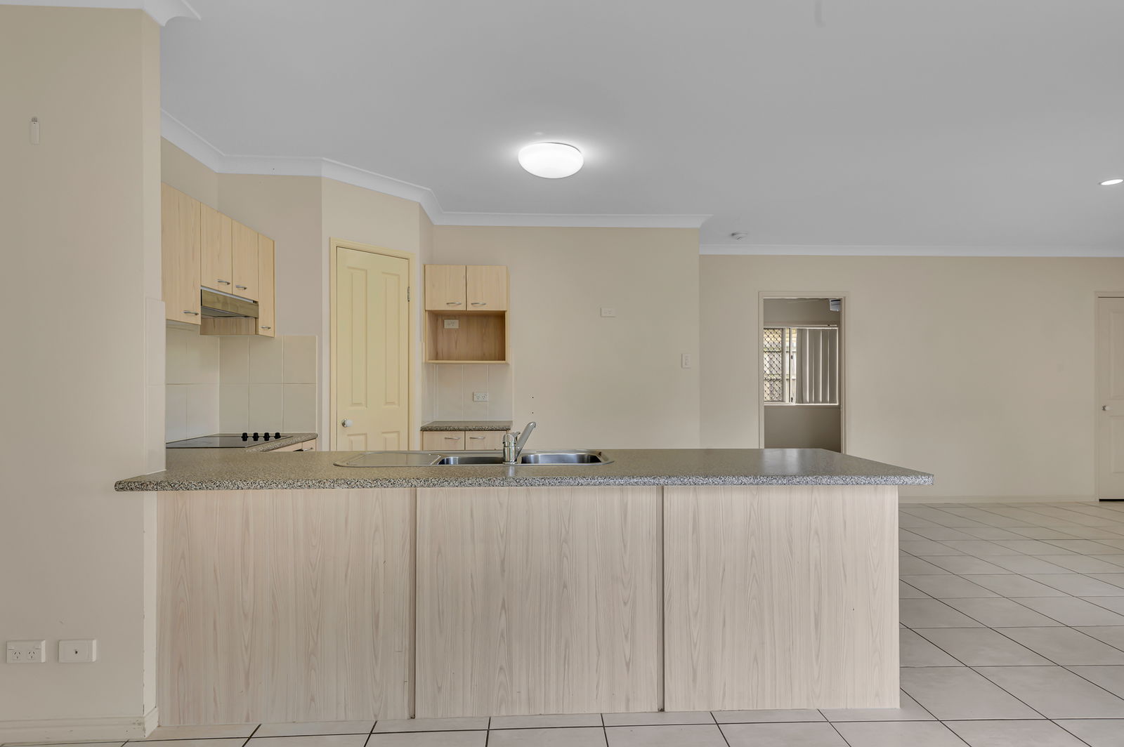 Listing image for 2 Cowper Ct, Rothwell  QLD  4022