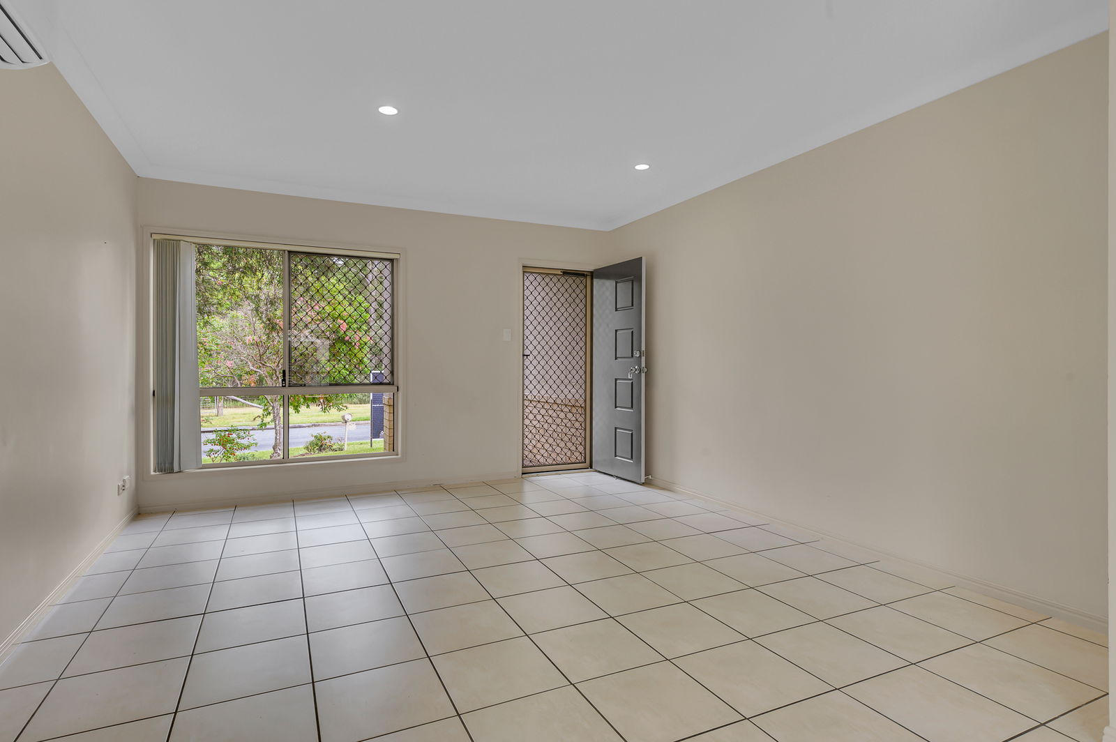 Listing image for 2 Cowper Ct, Rothwell  QLD  4022