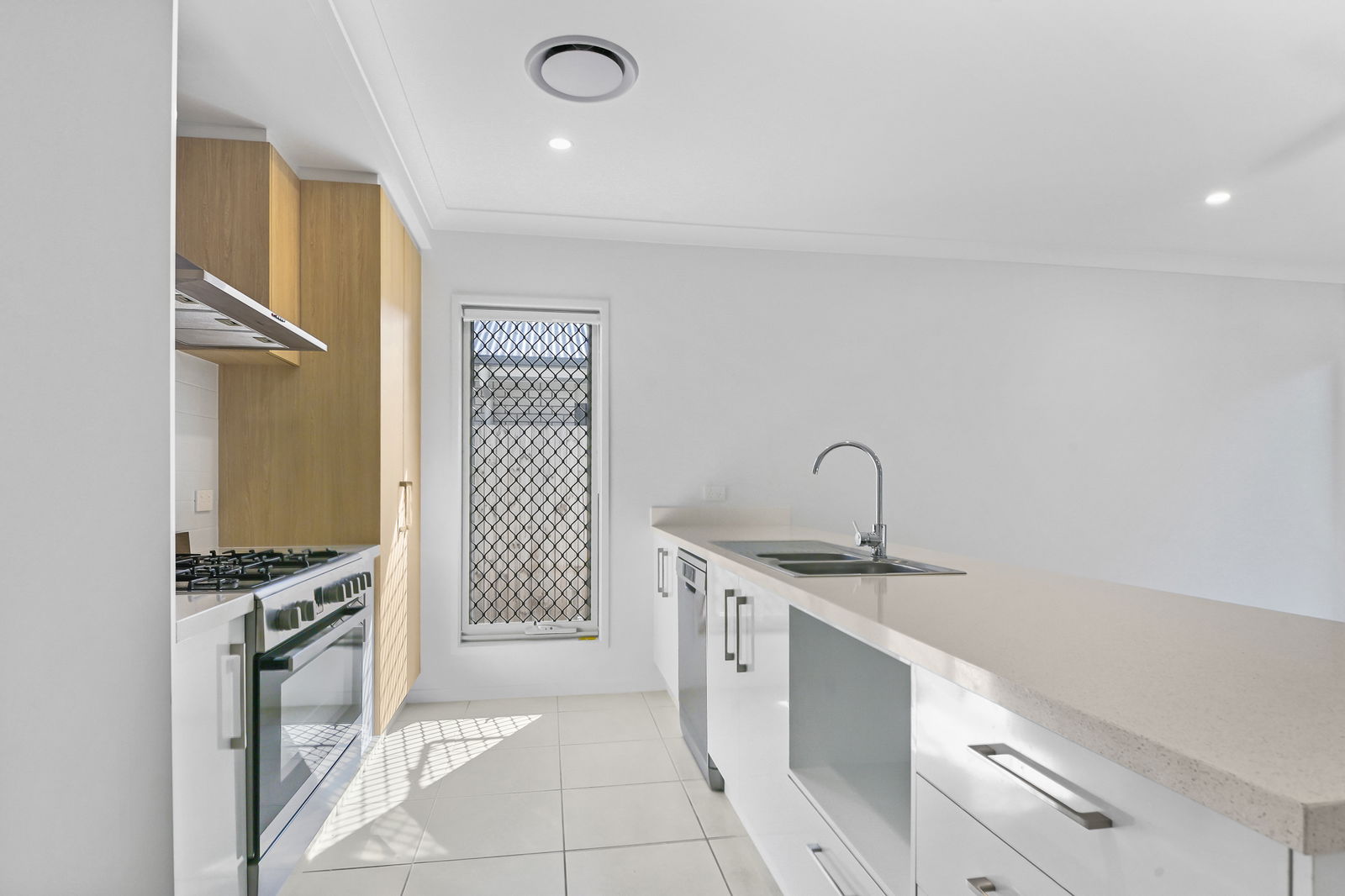 Listing image for 8 Bloomfield St, Pallara  QLD  4110