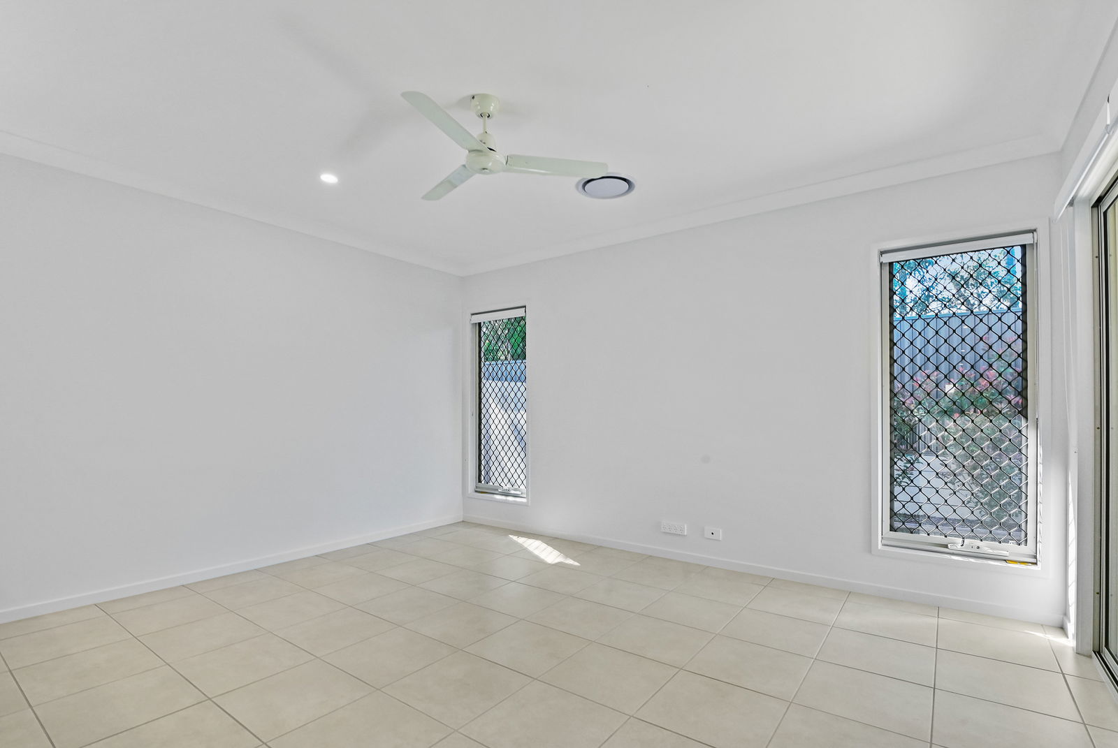 Listing image for 8 Bloomfield St, Pallara  QLD  4110
