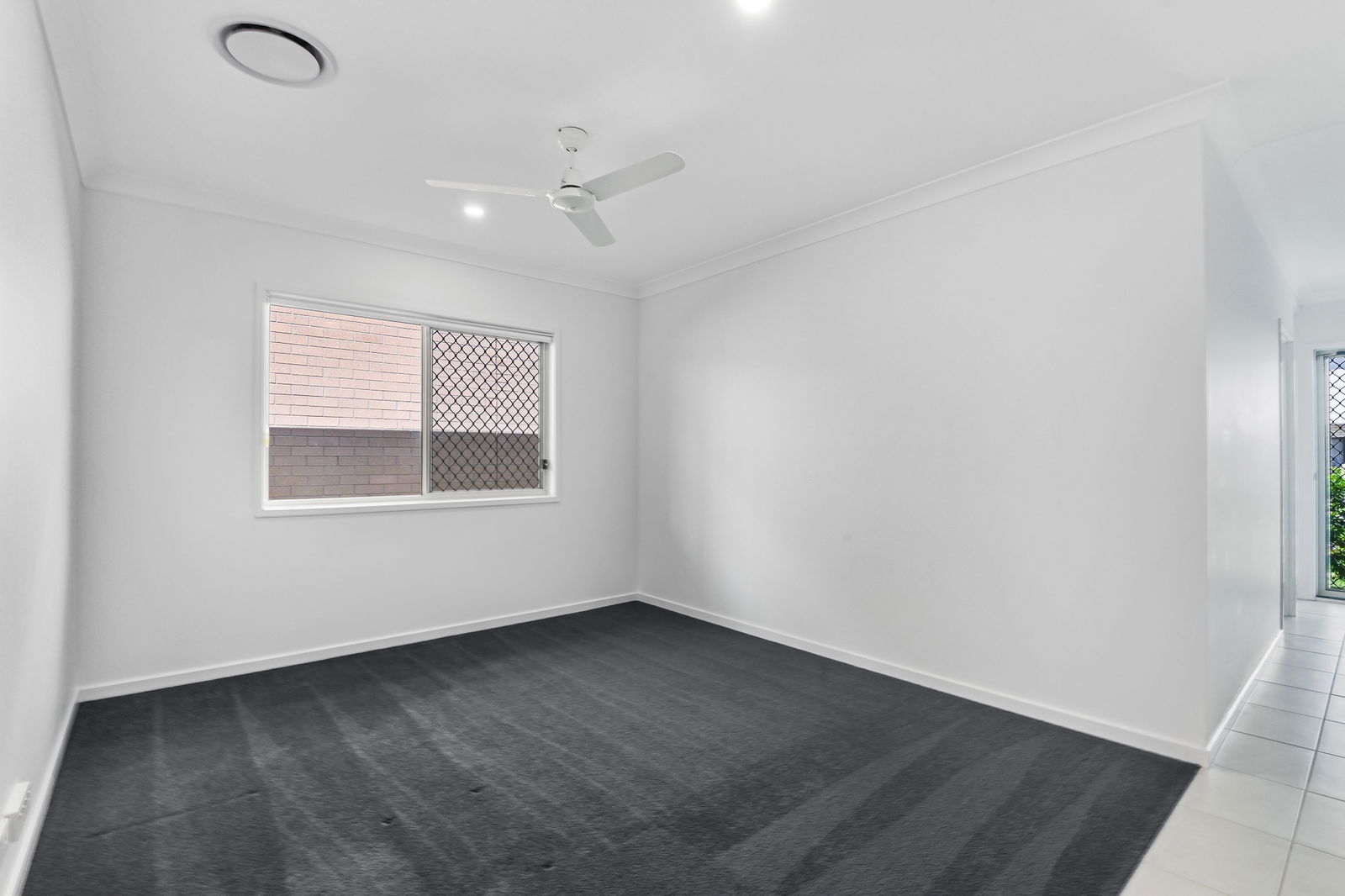 Listing image for 8 Bloomfield St, Pallara  QLD  4110
