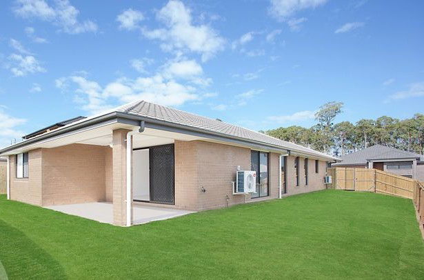 Listing image for 10 Hinton Cr, Mango Hill  QLD  4509