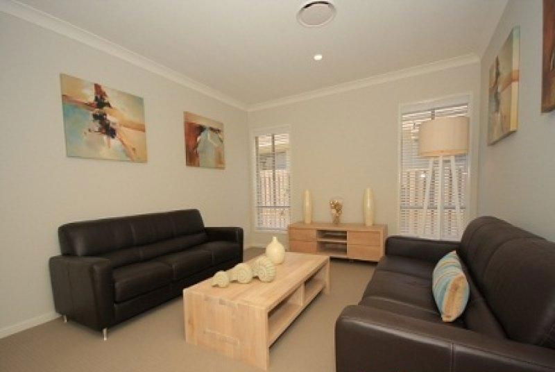 Listing image for 17 Holly Cres, Griffin  QLD  4503