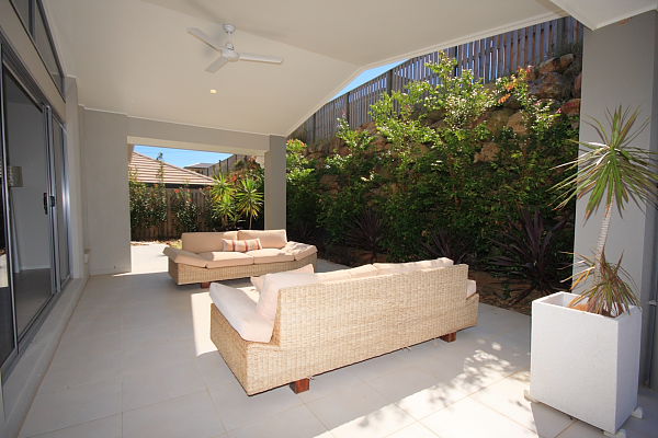 Listing image for 17 Holly Cres, Griffin  QLD  4503