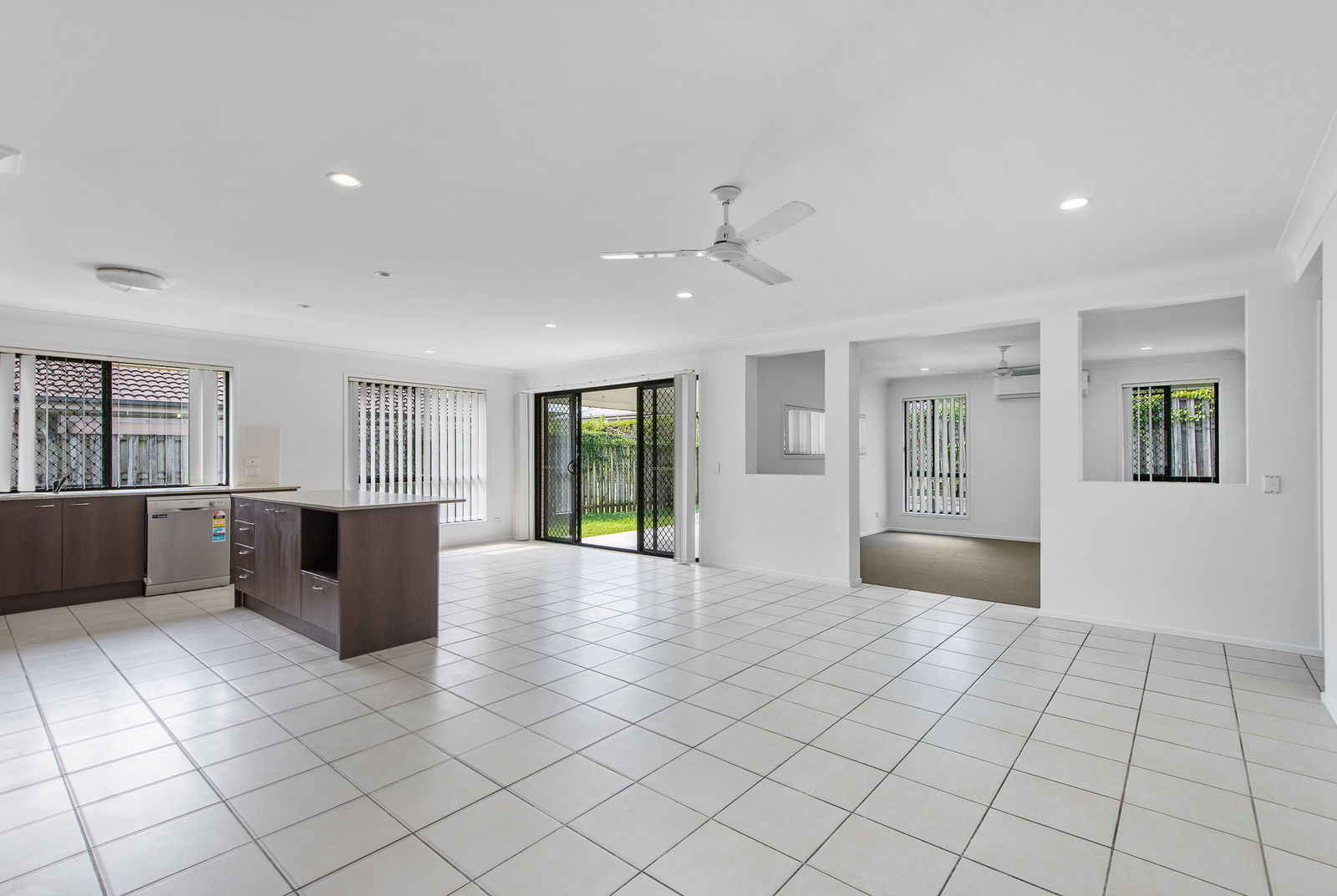 Listing image for 33 Clementine St, Bellmere  QLD  4510
