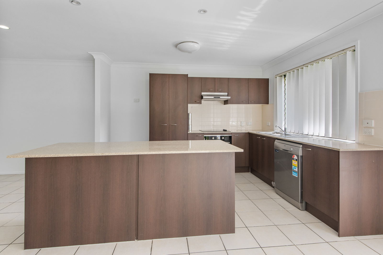 Listing image for 33 Clementine St, Bellmere  QLD  4510