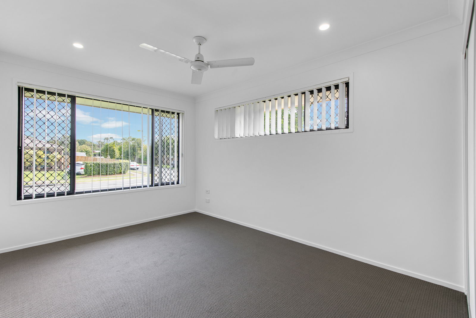 Listing image for 33 Clementine St, Bellmere  QLD  4510