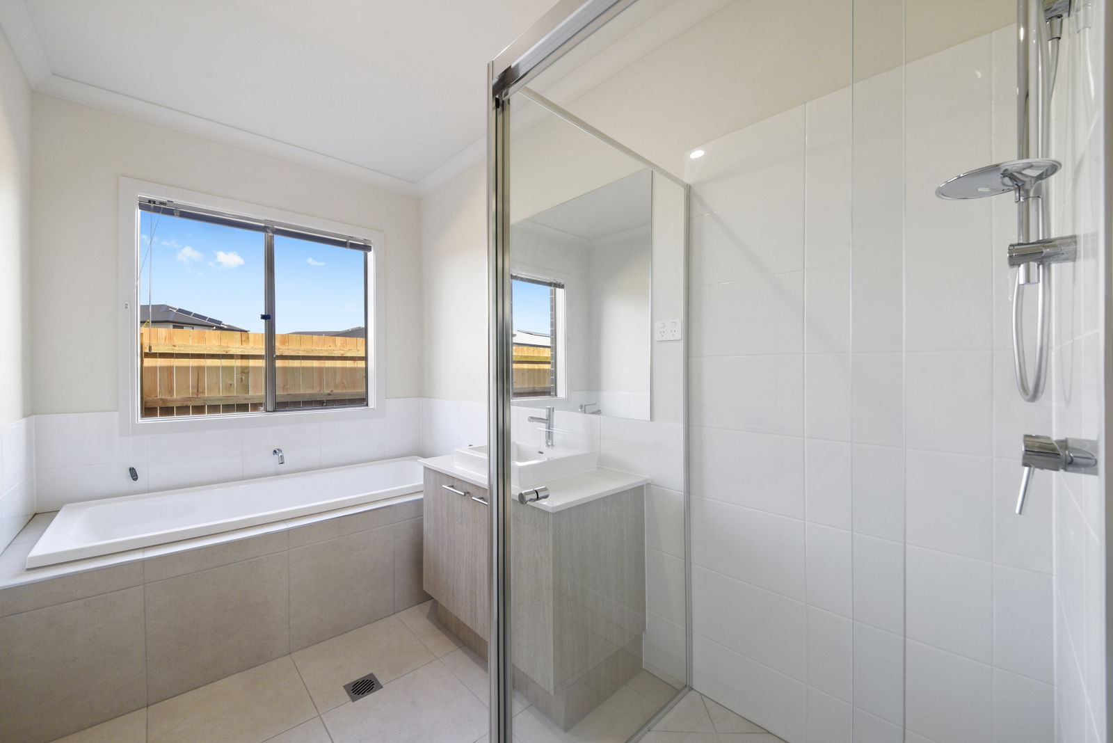Listing image for 7 Tiffany St, Newport  QLD  4020