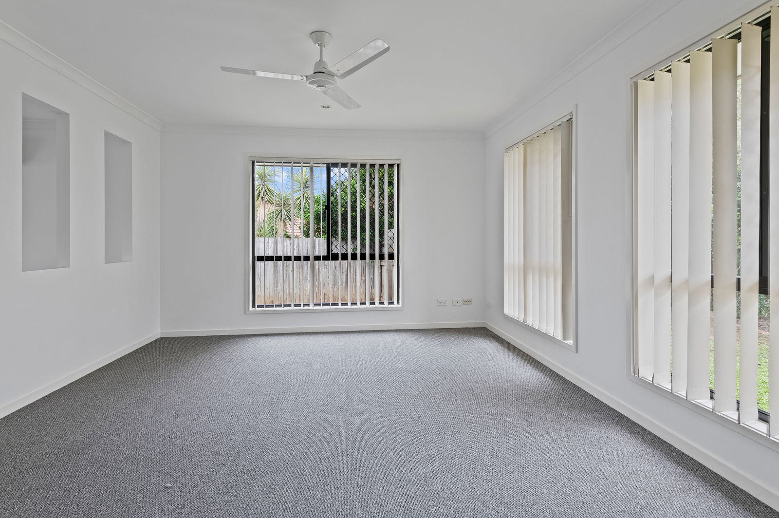 Listing image for 8 Grevillia Ct, Griffin  QLD  4503