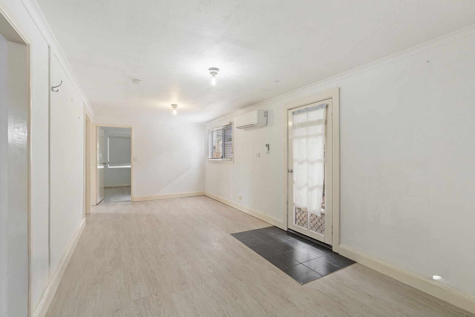 Listing image for 2/35 Knights Terrace, Margate  QLD  4019