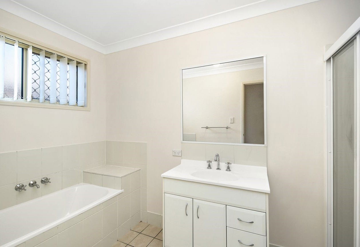 Listing image for 18 Leichhardt Av, Rothwell  QLD  4022