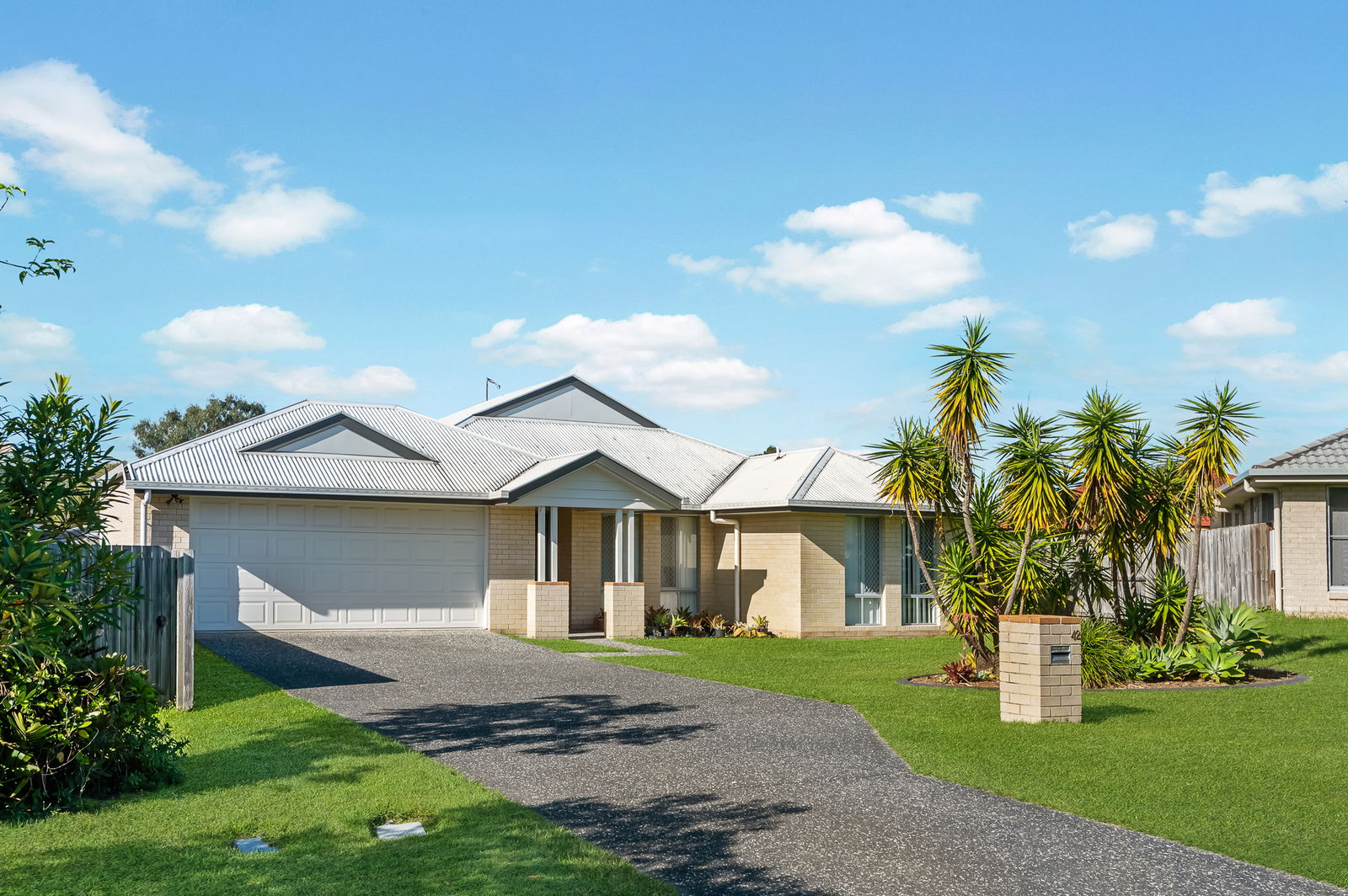 Listing image for 42 Peachfield Dve, Morayfield  QLD  4506