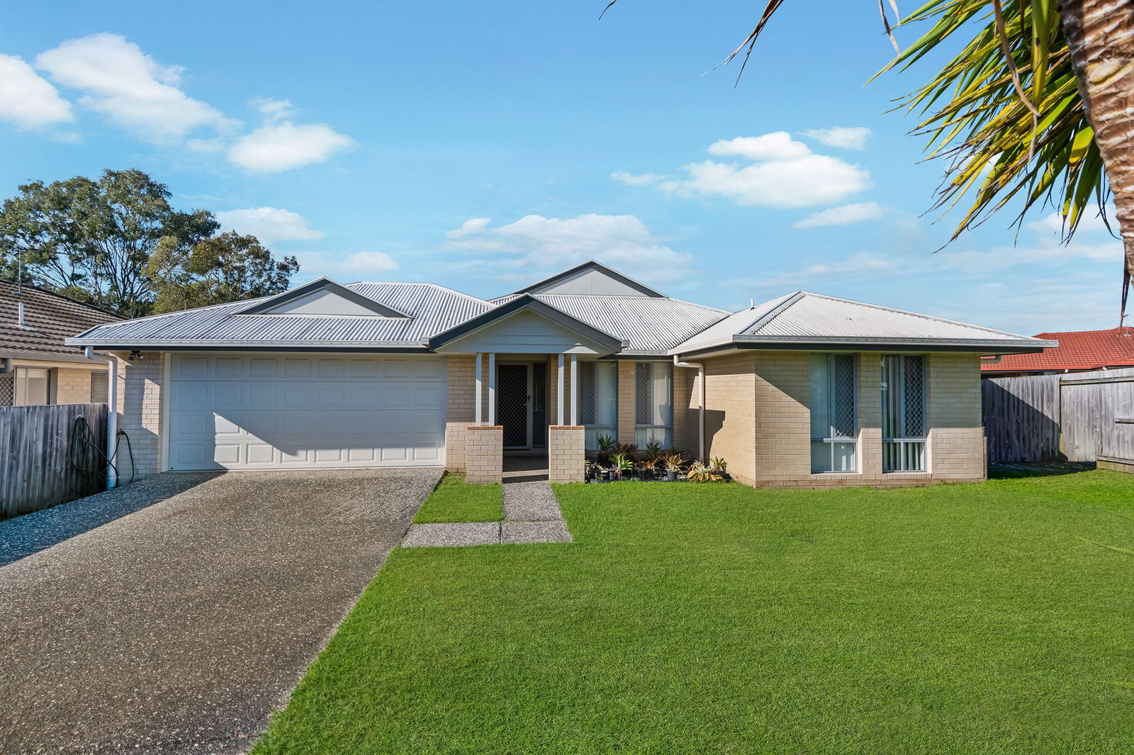 Listing image for 42 Peachfield Dve, Morayfield  QLD  4506