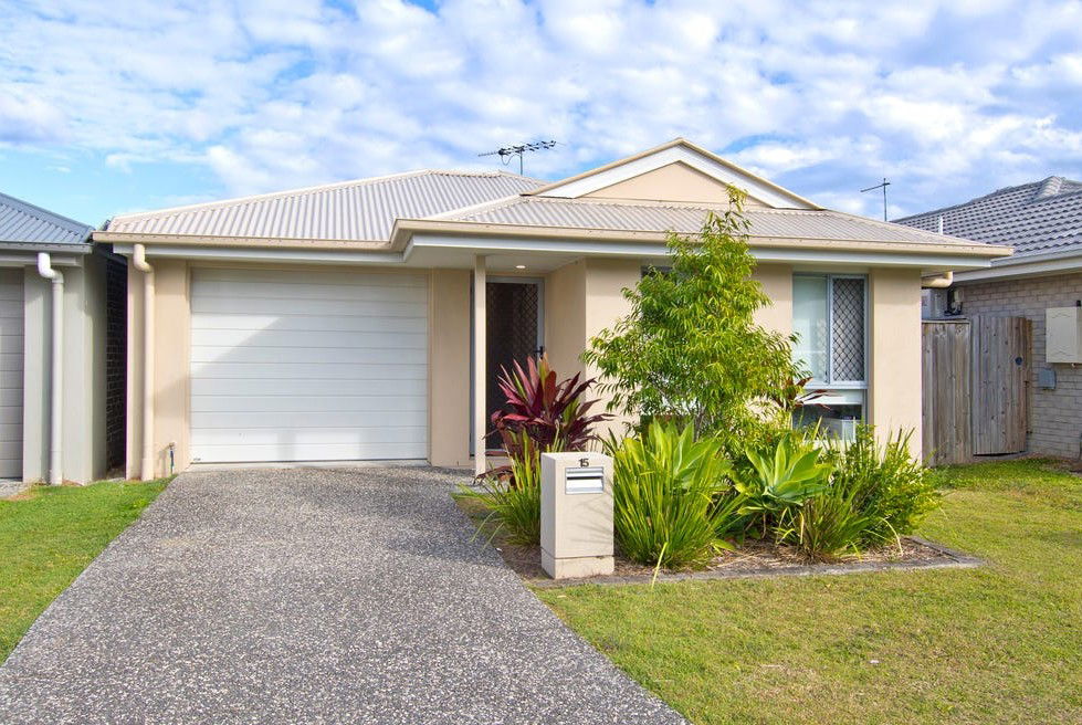Listing image for 15 Windmill Place, Belivah  QLD  4207