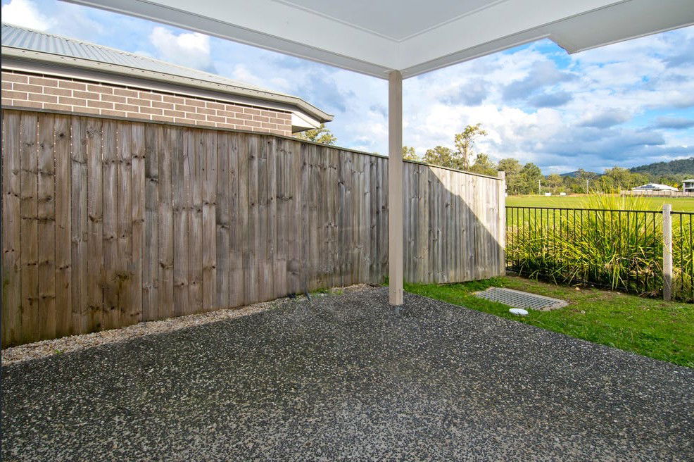 Listing image for 15 Windmill Place, Belivah  QLD  4207