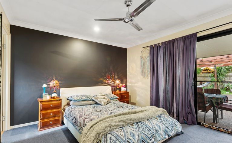 Listing image for 11 Tiverton Place, Landsborough  QLD  4550