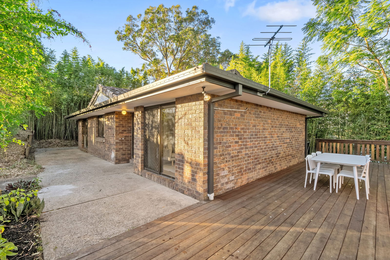 Listing image for 134A Ewing Road, Woodridge  QLD  4114