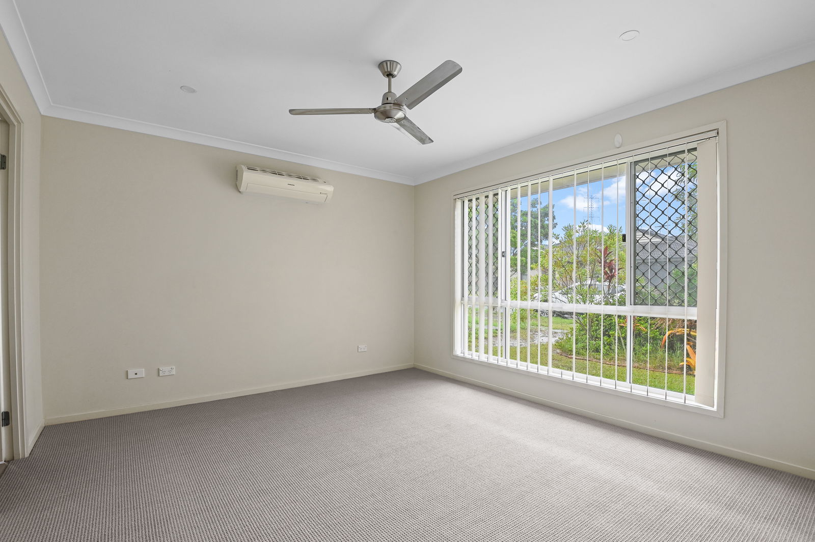Listing image for 5 Grevillia Ct, Griffin  QLD  4503