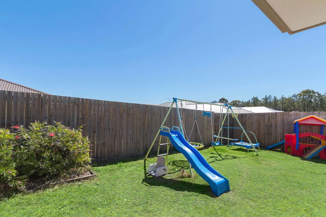 Listing image for 1/6 Barrett Close, Burpengary  QLD  4505