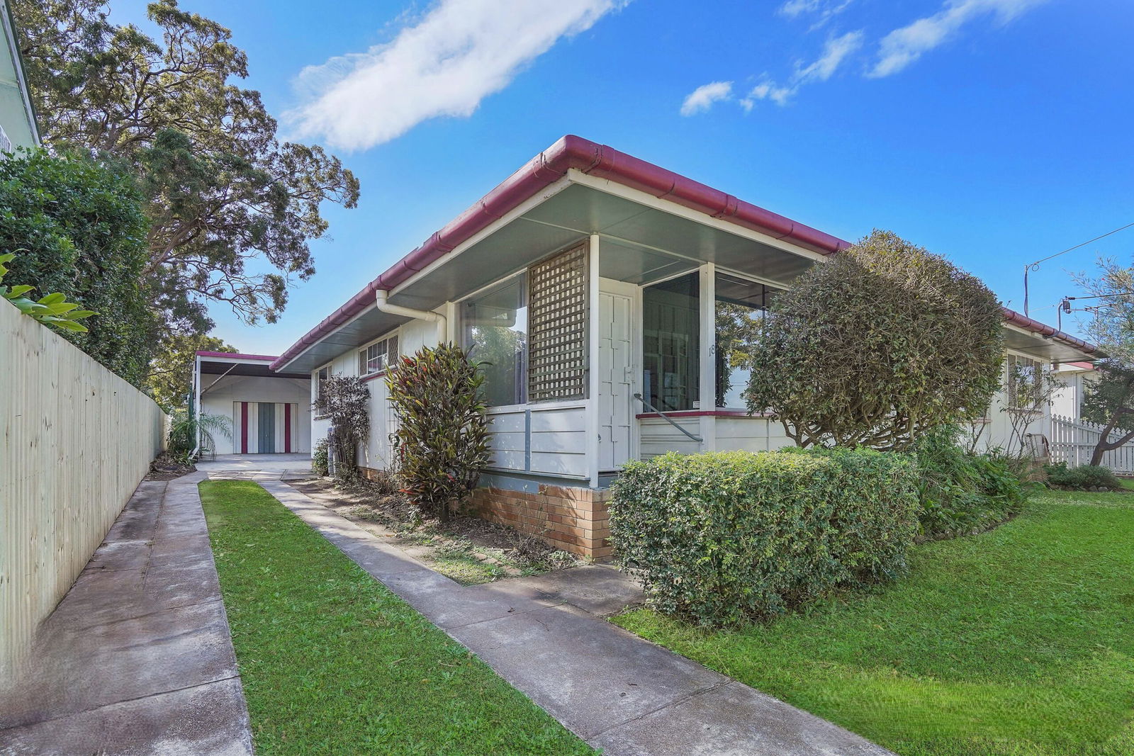 Listing image for 18 Rogers Road, Clontarf  QLD  4019