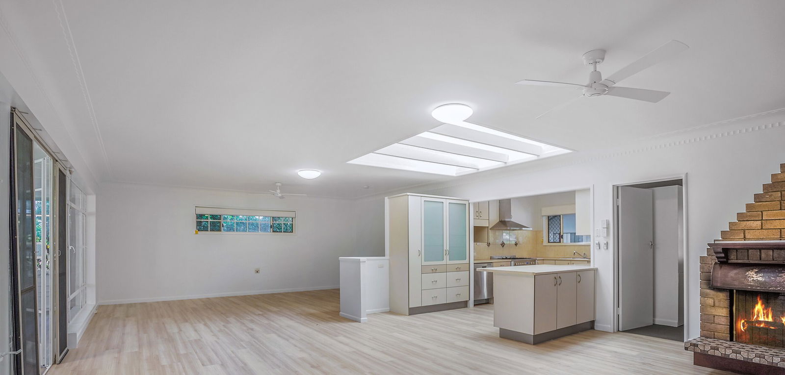 Listing image for 18 Rogers Road, Clontarf  QLD  4019