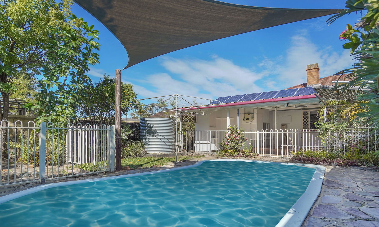 Listing image for 18 Rogers Road, Clontarf  QLD  4019