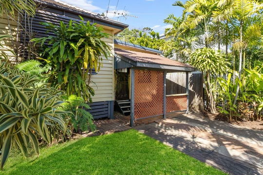 8 Donald Street, Woody Point