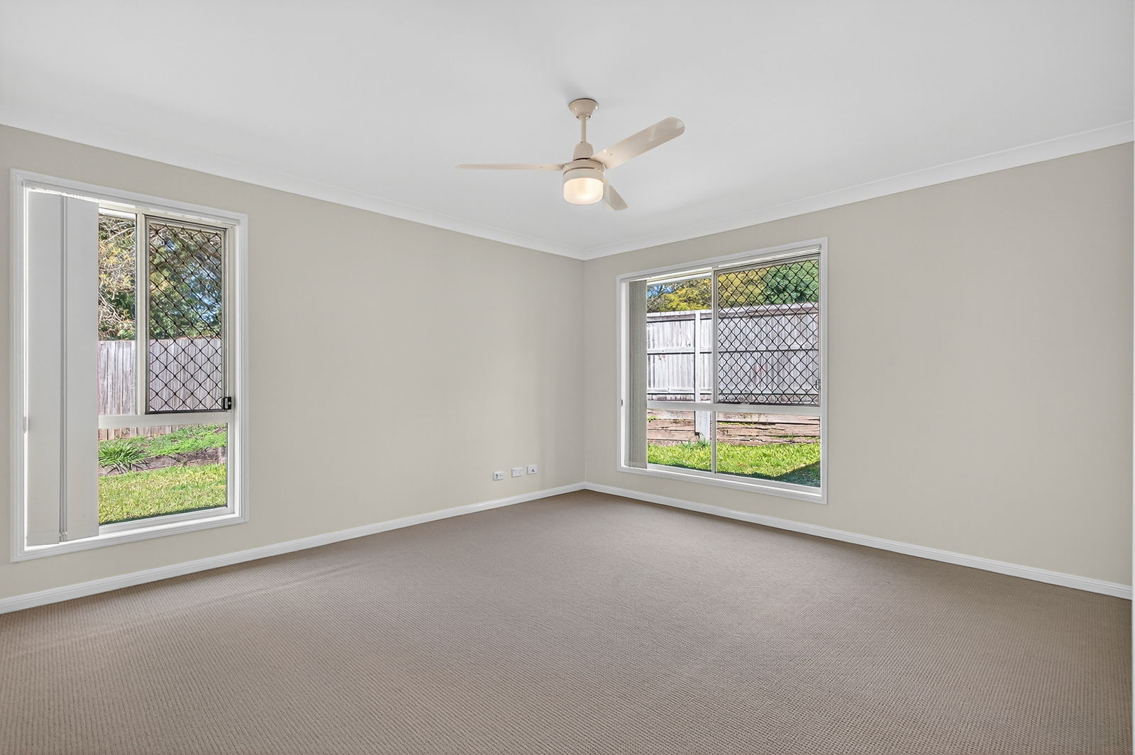 Listing image for 32 Tylah St, Kallangur  QLD  4503