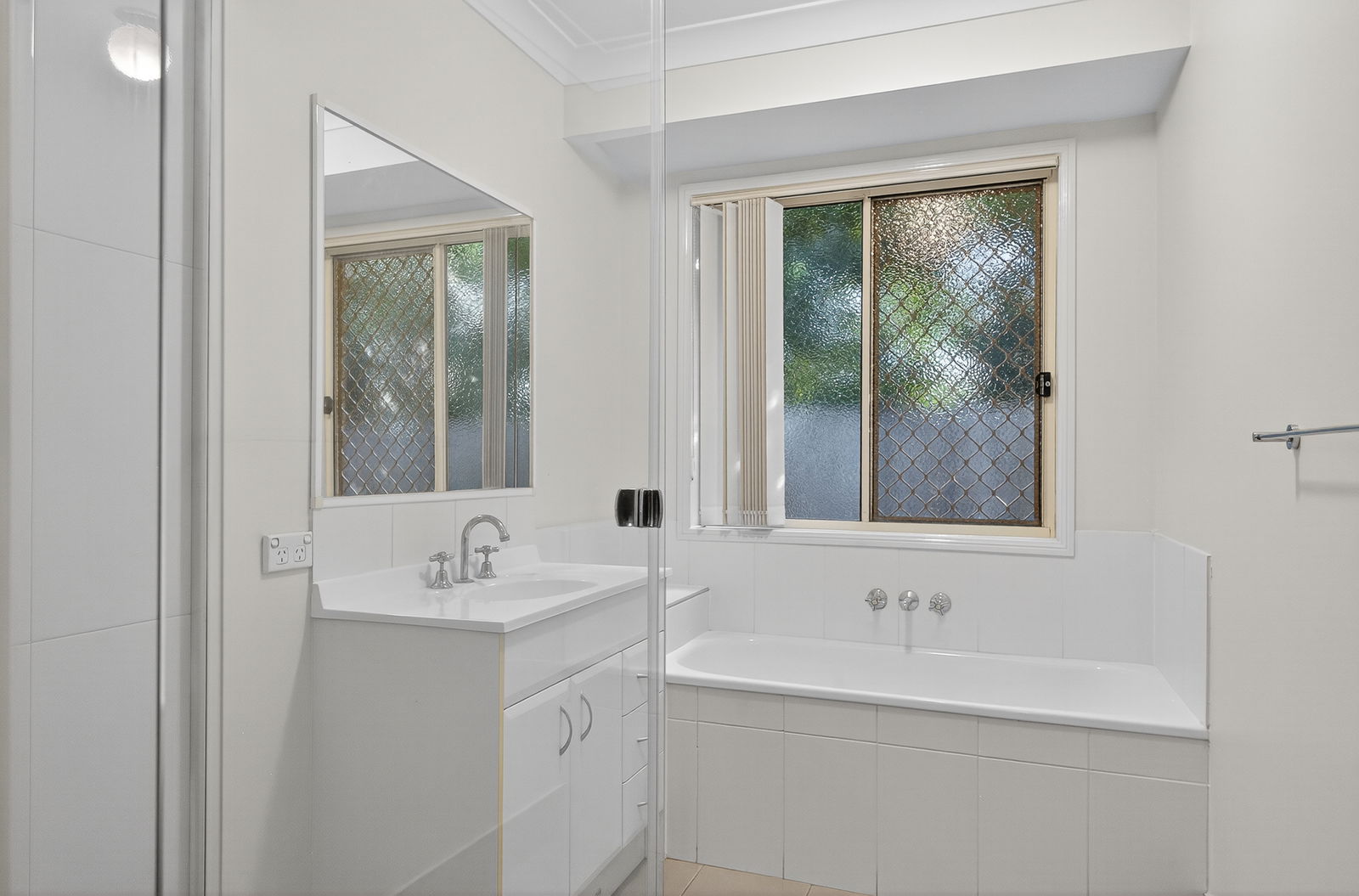 Listing image for 32 Tylah St, Kallangur  QLD  4503