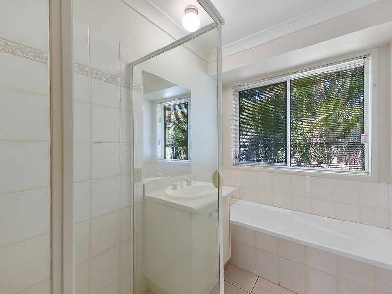 Listing image for 28 Kirri Ave, Petrie  QLD  4502