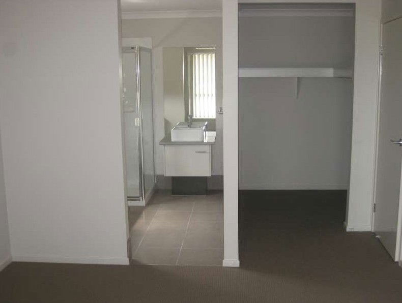 Listing image for 11 Earlwood Court, Raceview  QLD  4305