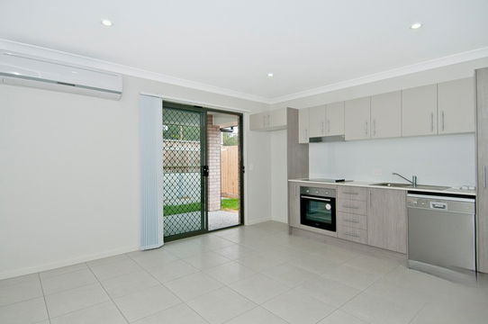 2/57 Cordeaux Cres, Redbank Plains