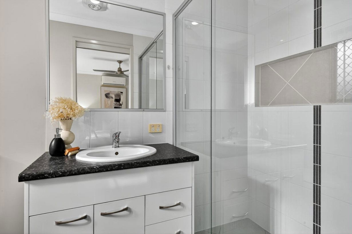 Listing image for 16 Glorious Ave, Narangba  QLD  4504