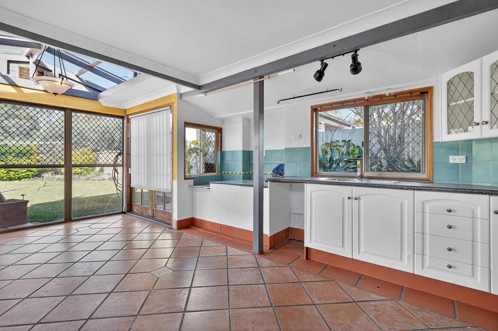 Listing image for 4 Gertrude Street, Boondall  Qld  4034