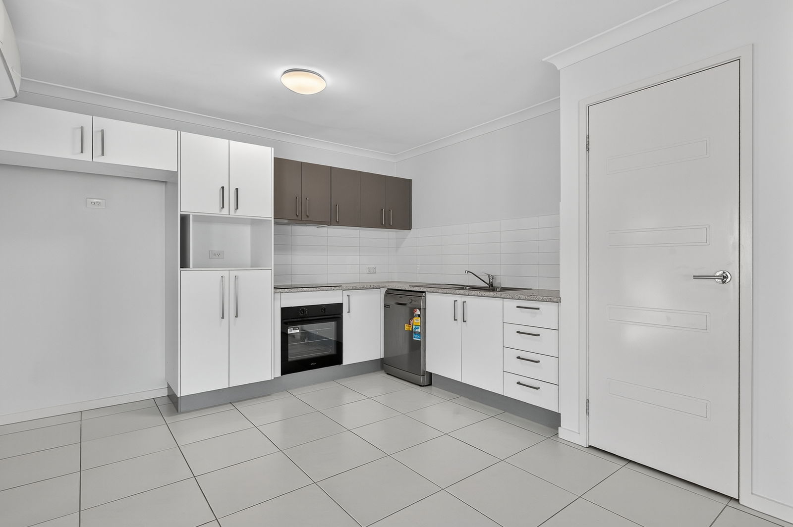 Listing image for 1/29b Swallow St, Griffin  QLD  4503