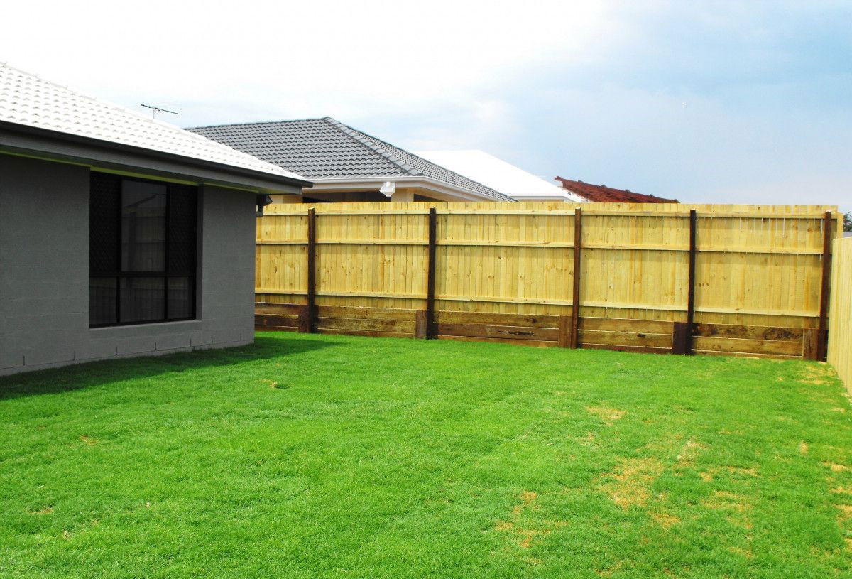 Listing image for 15 Aniseed Cr, Griffin  QLD  4503