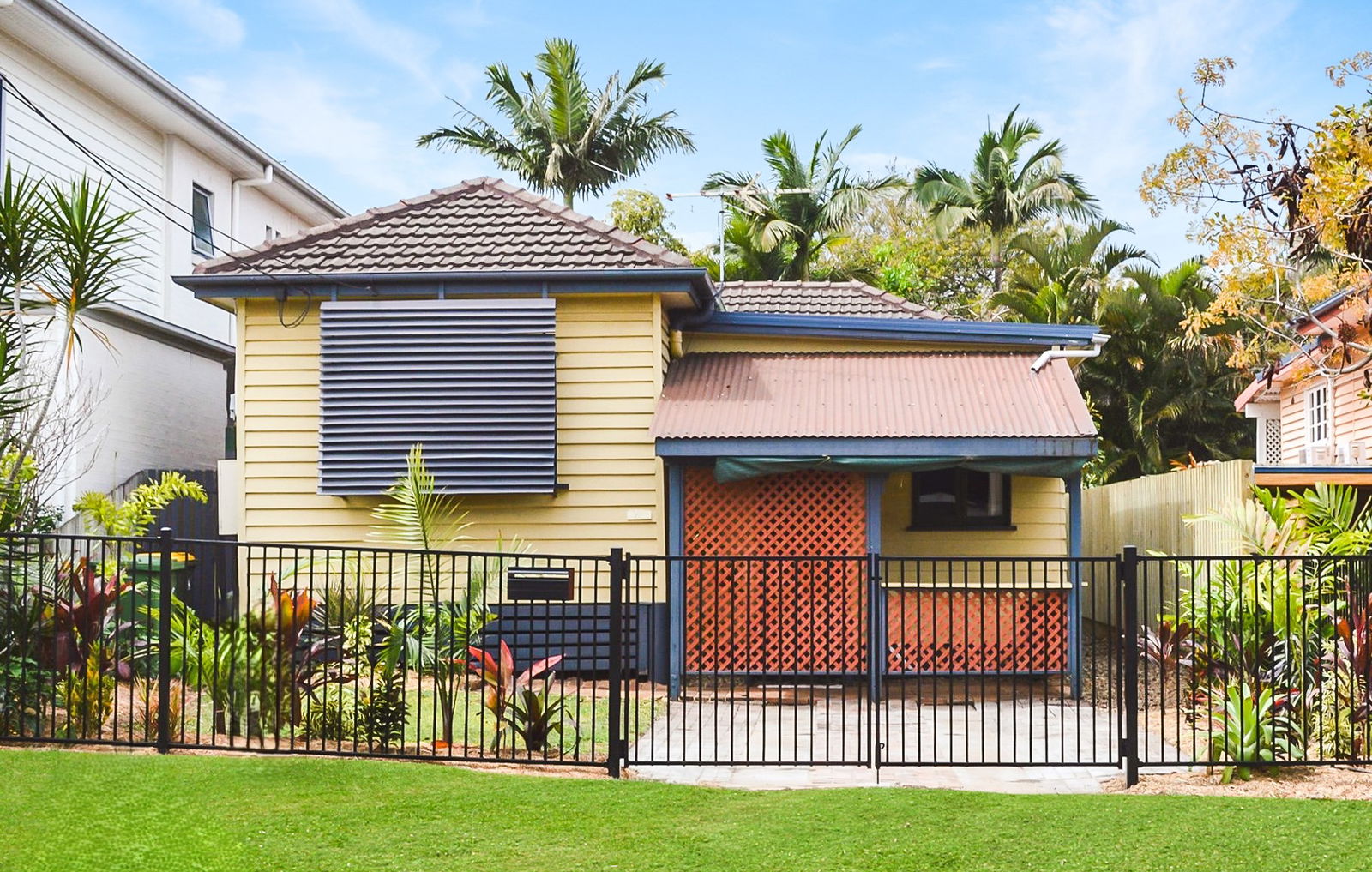 Listing image for 8 Donald Street, Woody Point  QLD  4019