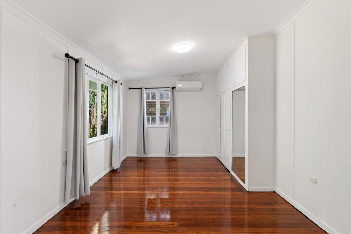 Listing image for 8 Donald Street, Woody Point  QLD  4019