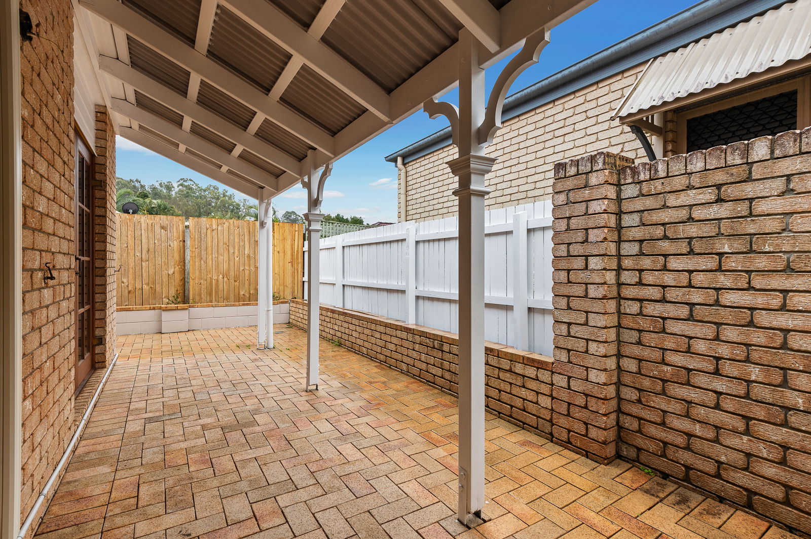 Listing image for 26 Glasshouse Crescent, Forest Lake  QLD  4078