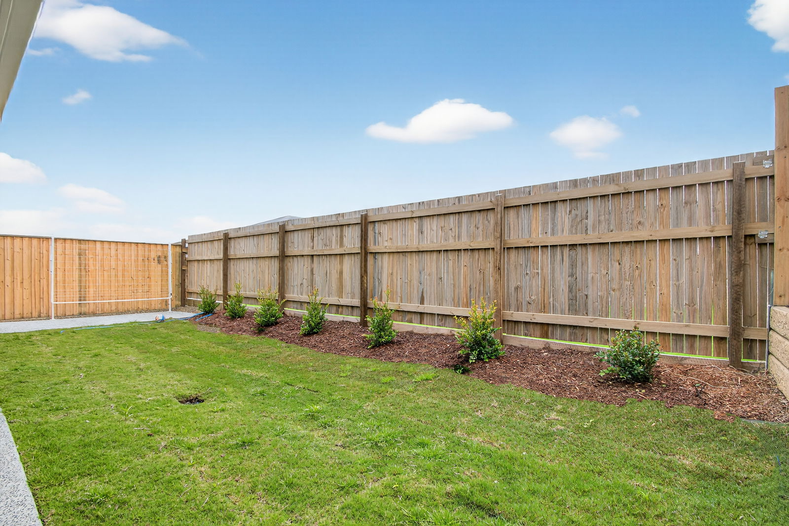 Listing image for 8 Gower Street, White Rock  Qld  4306