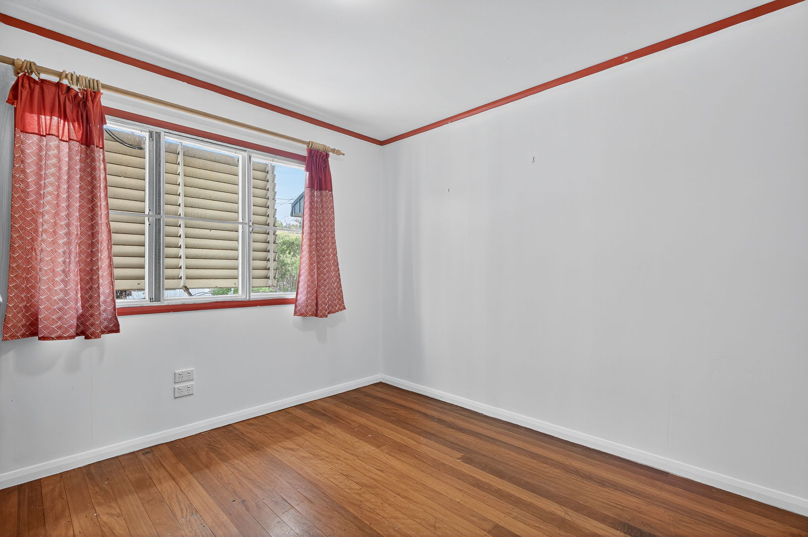 Listing image for 15 Kenward Street, Geebung  QLD  4034