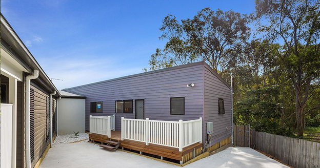 2/43a Arbour Way, Regents Park