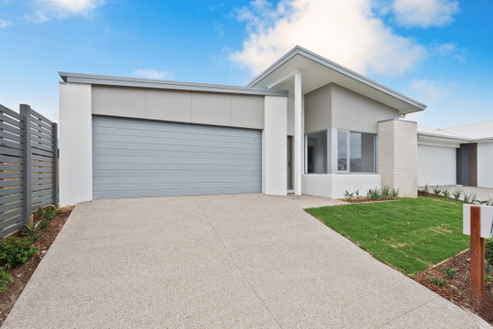 3 Rowley St, Strathpine