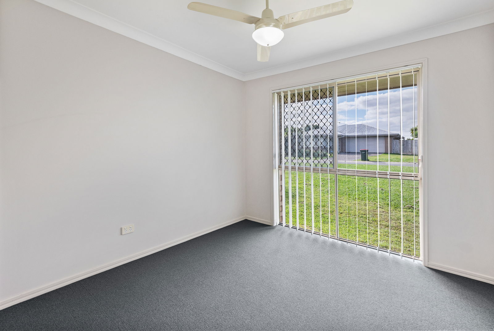 Listing image for 2 Outlook Ct, Kallangur  QLD  4503