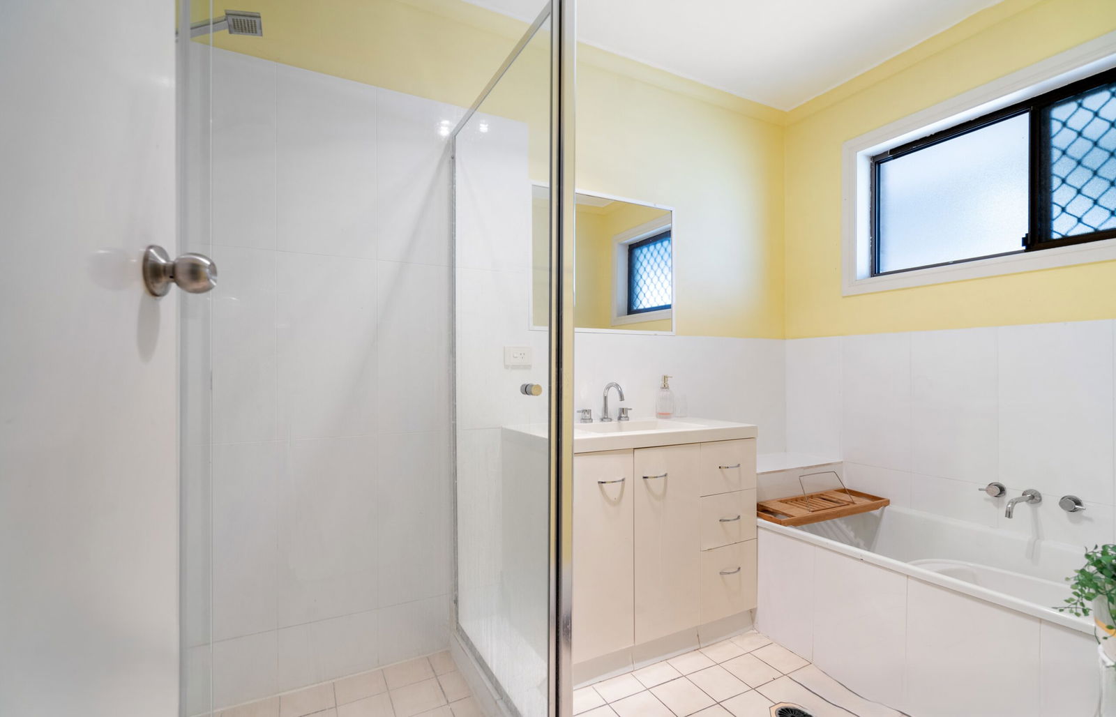 Listing image for 3 Timor Court, Kippa-Ring  QLD  4021