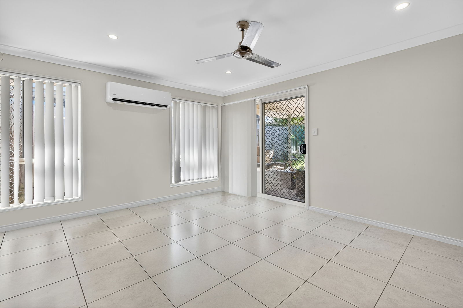 Listing image for 31 Neitz Street, Morayfield  QLD  4506