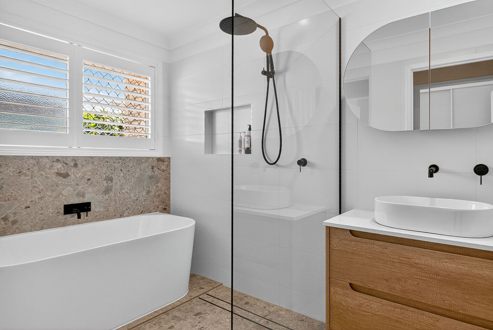 Listing image for 14 Walsh Street, Redcliffe  QLD  4020