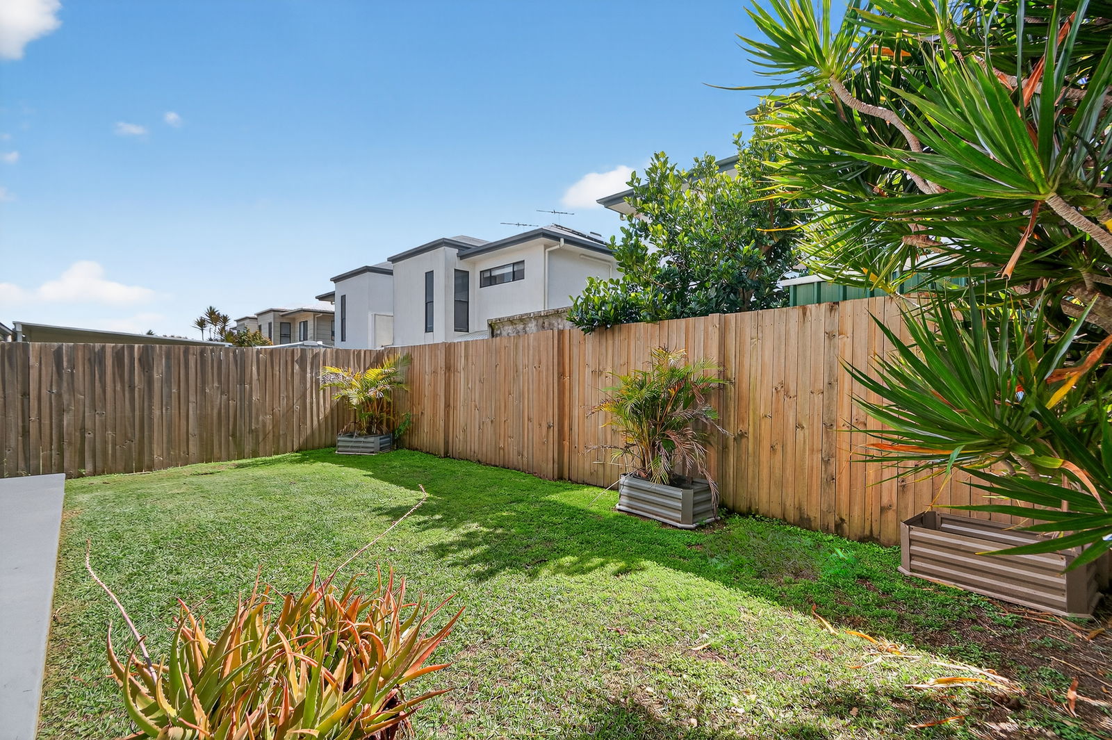 Listing image for 2A Lady Bowen Parade, Rothwell  QLD  4022