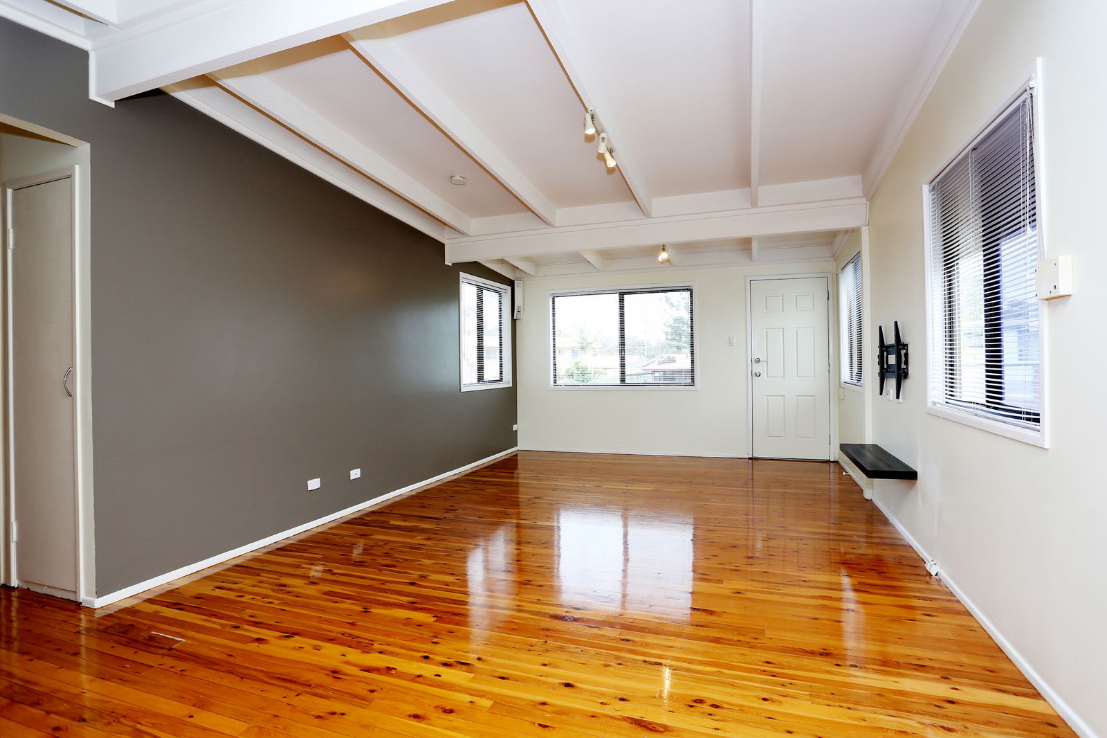 Listing image for 3 Murray Drive, Deception Bay  QLD  4508